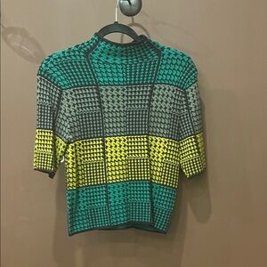 Colorful Houndstooth Patterned Sweater Top